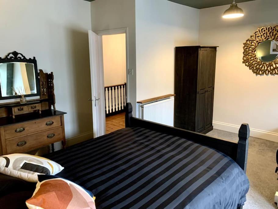 Chic Townhouse Near Tunnels Beaches Ilfracombe Exteriér fotografie